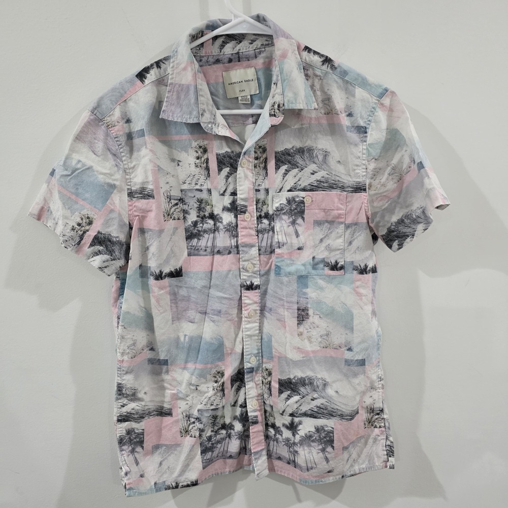 American Eagle Mens Button Up Shirt Size Small Tropical Beach Resort